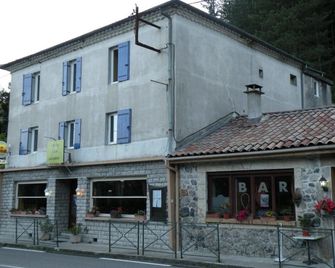 Retour Aux Sources - Meyras - Gebäude