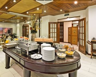 Golden Tulip Porto Gaia - Vila Nova de Gaia - Buffet