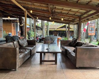 Santa Monica Resort Bogor - Bogor - Aula