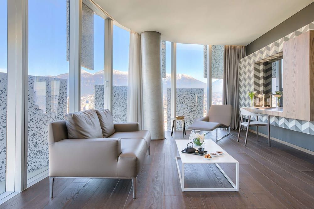 ماريتيم هوتل بلازا تيرانا