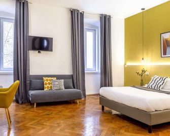 Elegante appartamento vicino alla stazione - Gold - Trieste - Habitación