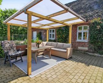 Holiday Home Tilla - 600m from the sea in Western Jutland by Interhome - Bredebro - Patio