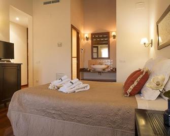 Palou Boutique Hotel - Sant Pere de Ribes - Bedroom