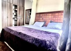 Inviting 1-Bed Apartment in Kampala - Jinja - Bedroom