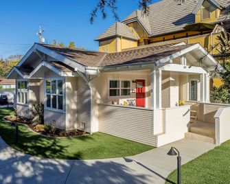 Solvang Alisal Cottage Daisy #2 - Solvang