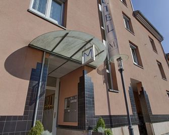 Business & Art Hotel Markgraf - Emmendingen - Gebouw