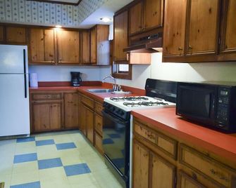 Stowe Cabins In The Woods - Waterbury - Cocina