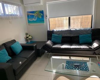 Lazy Dayz Shellharbour - Shellharbour - Living room