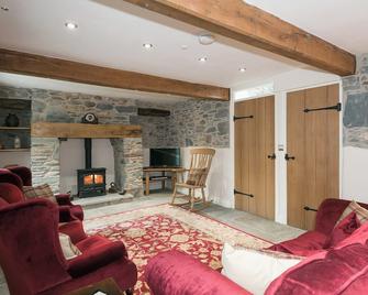 Waterfall Wood Cottage - Patterdale - Living room