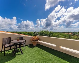 Private Jacuzzi, Golf Getaway, sunrise view - Puerto Aventuras - Balcony