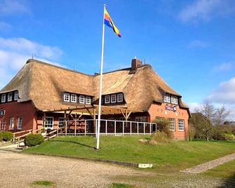 Inselhotel Kapitän Tadsen / Amrum - Norddorf