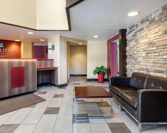 Quality Inn Falconer - Jamestown - Falconer - Rezeption