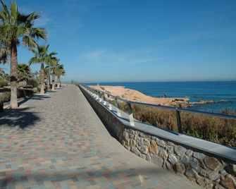 Magnificent Bungalow 5 minutes from the Sea, Ideal for family. - Pilar de la Horadada - Playa