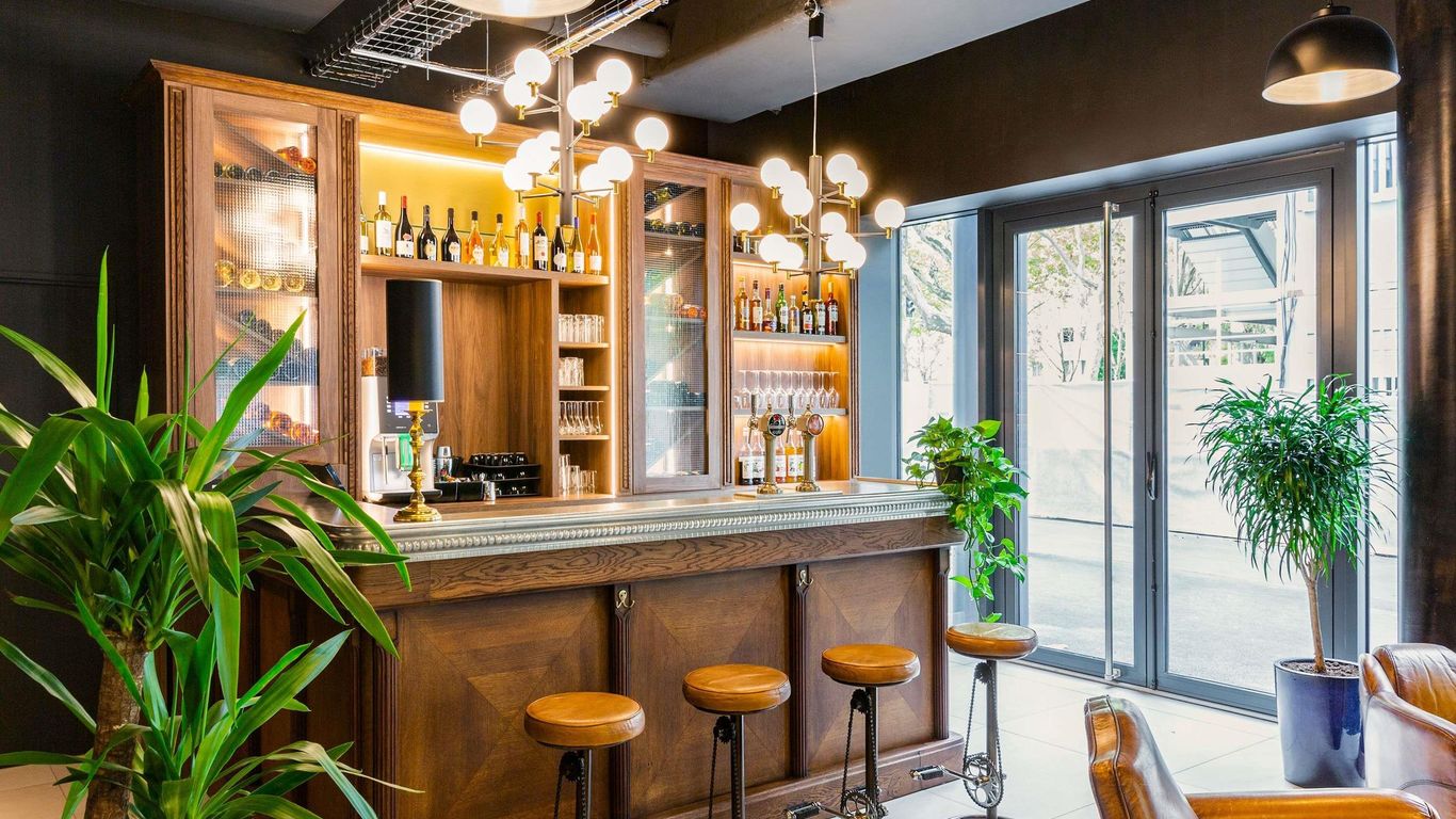 ibis Styles Puteaux Paris La Défense