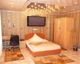 Hotel Tenne - Viernheim - Slaapkamer