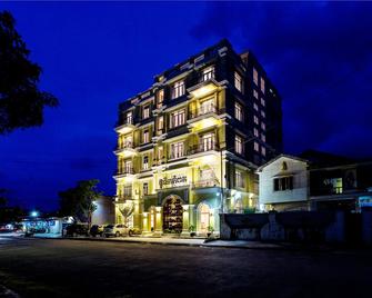 Boutique Kampot Hotel - Kampot - Byggnad