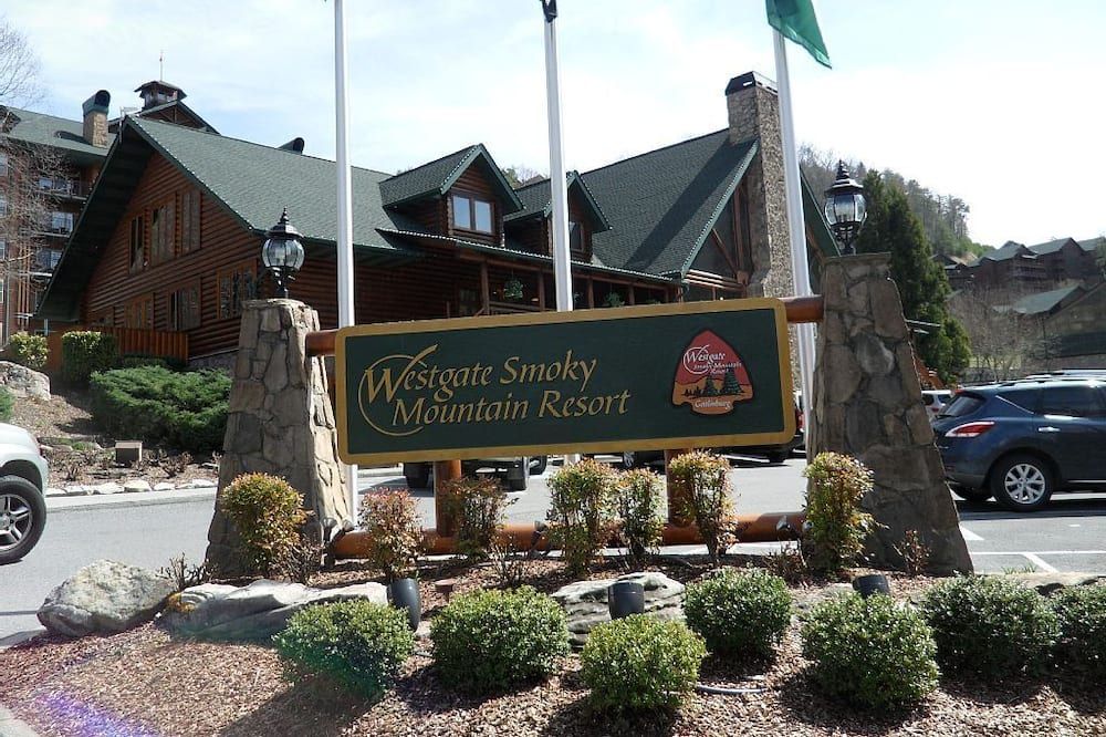 We own 2 bedroom deluxe 1 week every year. - Gatlinburg - Bygning