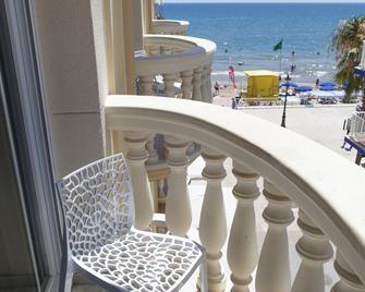 URH Sitges Playa - Sitges - Balcony