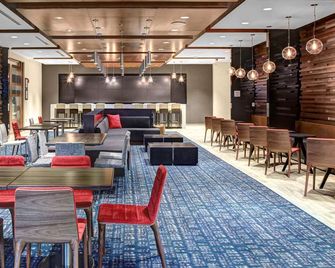 Hampton Inn & Suites Richmond-Downtown - Richmond - Restaurant