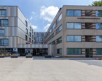 Best Western Plus Hotel Amstelveen - Amstelveen - Building