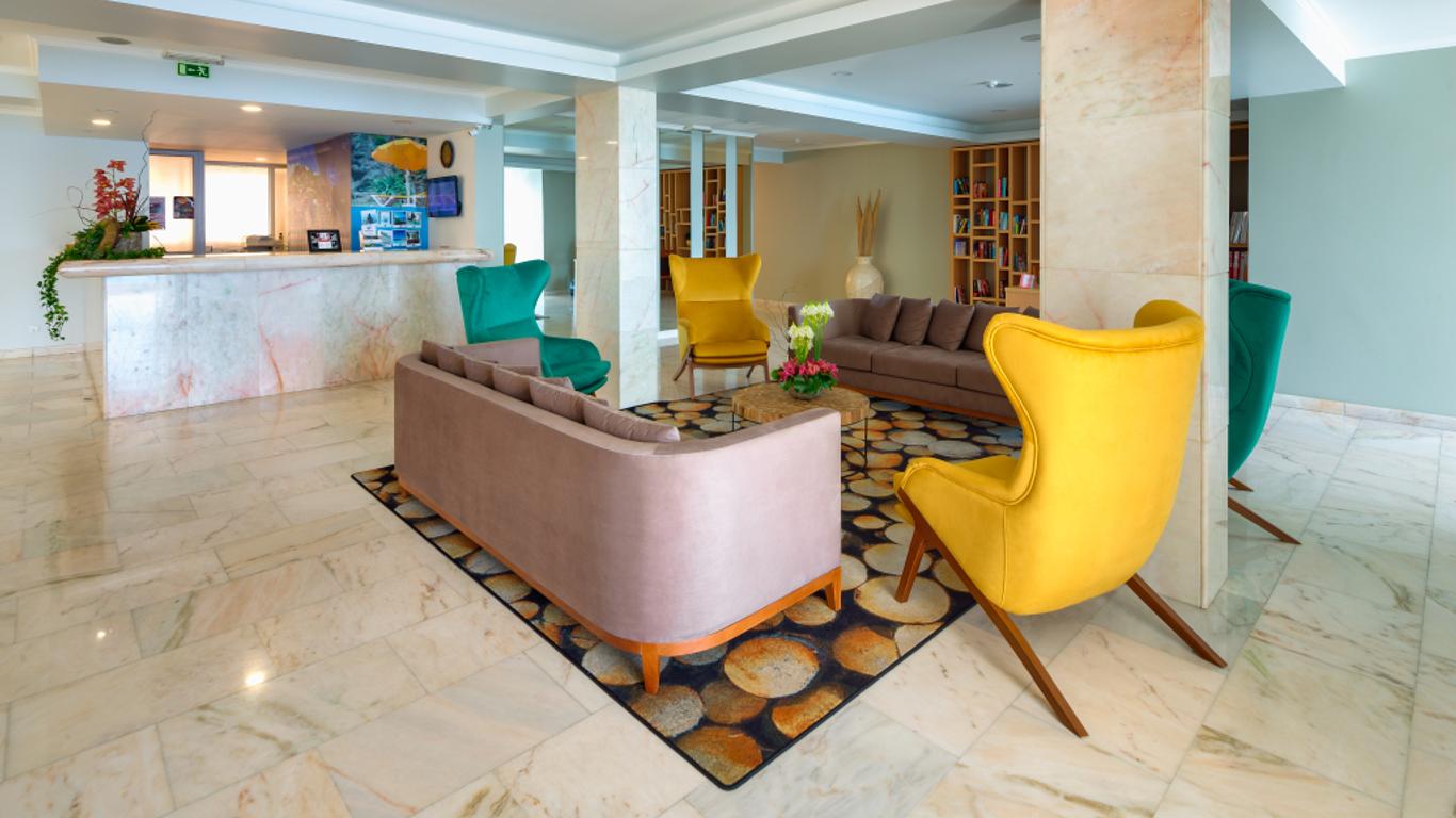 Hotel Orca Praia