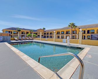 Weslaco Inn - Weslaco/Mercedes - Weslaco - Pool
