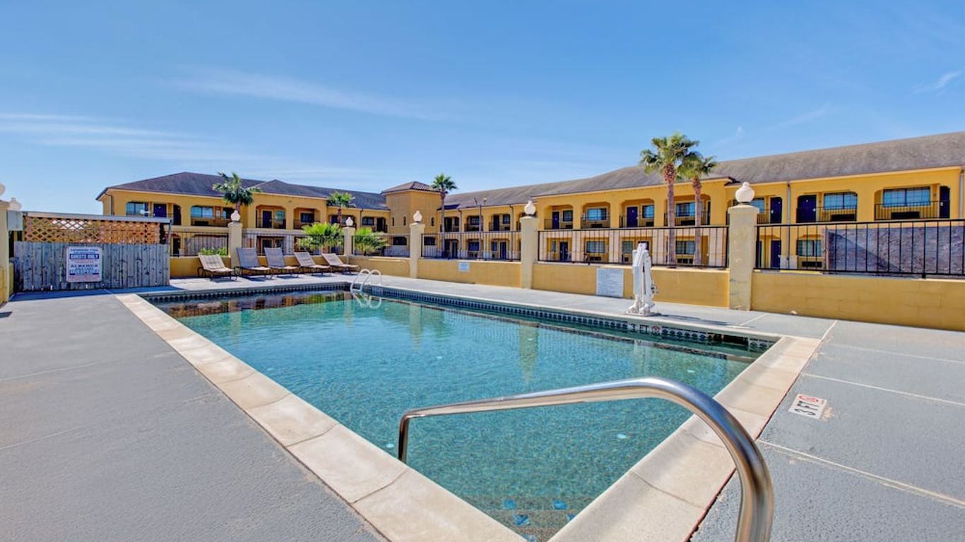 Weslaco Inn by Capital O Near Mercedes