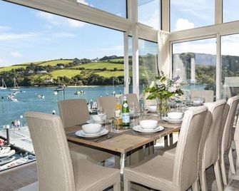 Quayside - Salcombe - Dining room