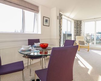 17 The Boathouse - Rye - Comedor