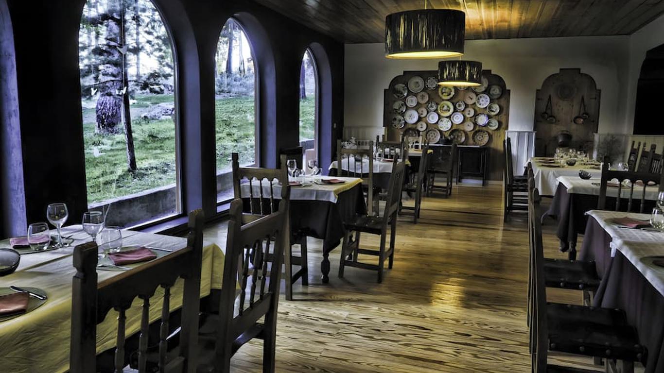 Hostal Almanzor