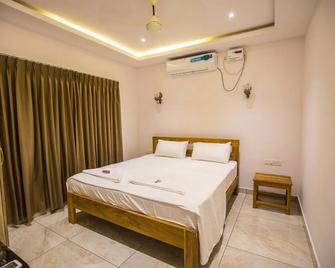 Forest View farmhouse stay, Nainital - Mukteshwar - Bedroom