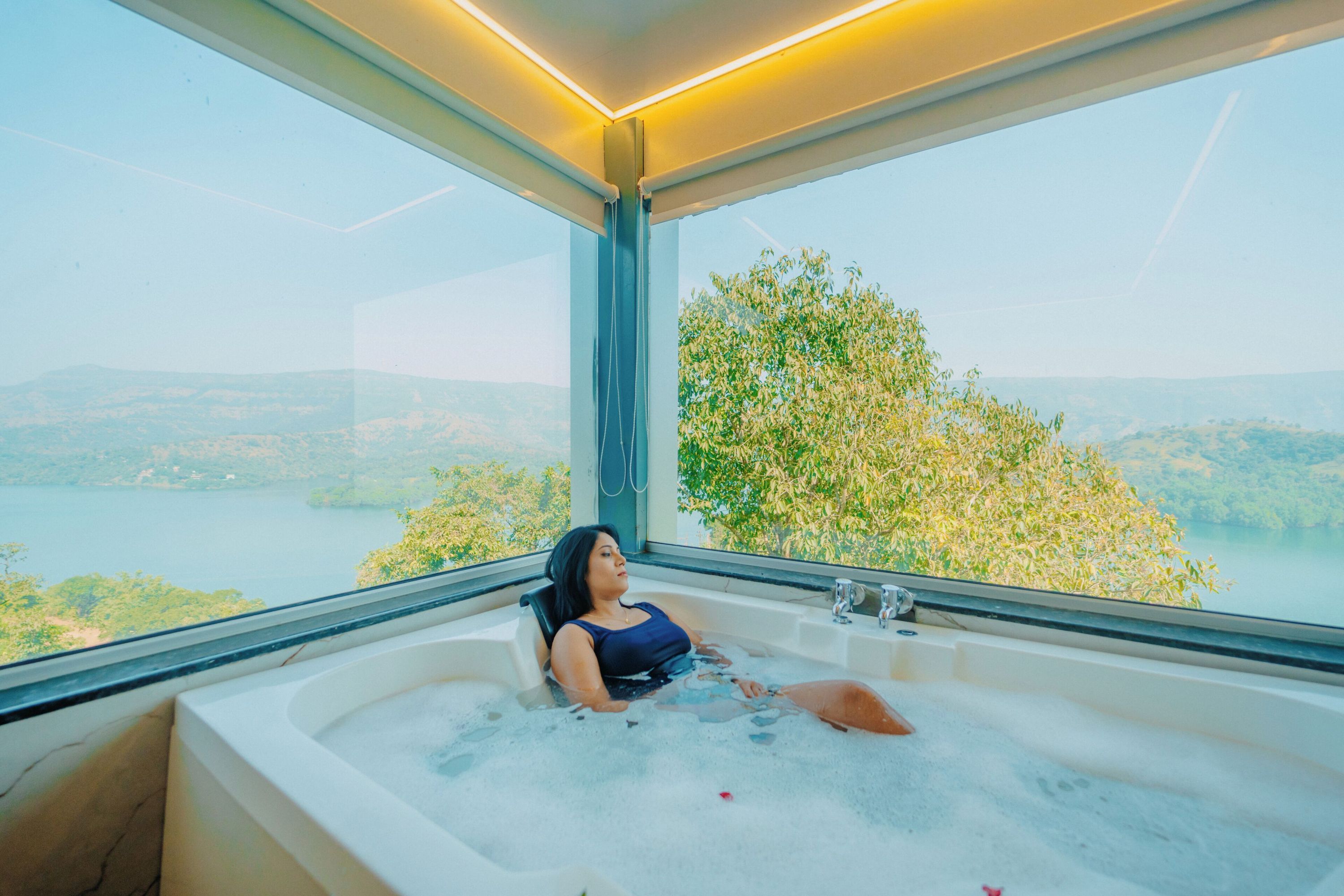 Nisarga Lake Resort Tapola - מהבלשוואר