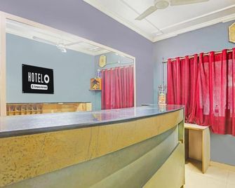 Super Hotel O Bhagalpur Railway Junction - Bhāgalpur - Front desk