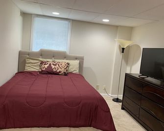 Basement apartment - Roswell - Bedroom