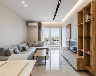 Olivia's Apartments - Velipojë - Living room