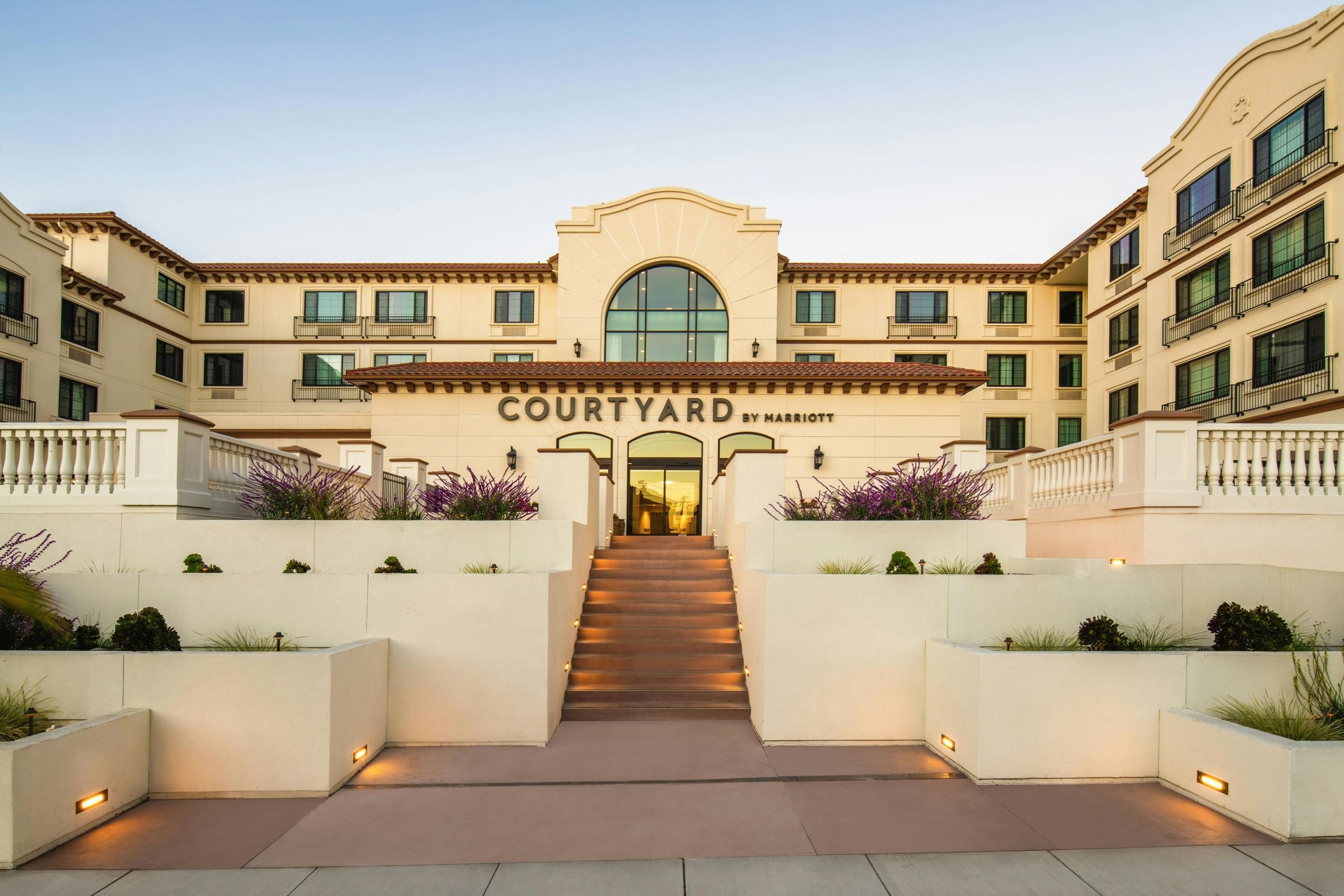 Courtyard by Marriott Santa Cruz - Санта-Круз - Будівля