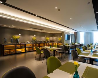 Home Inn Style Ordos Kangbashi Mengxin Plaza Museum - Ordos City - Restaurace