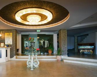 SunGarden Golf & SPA Resort - Cluj Napoca - Lobby