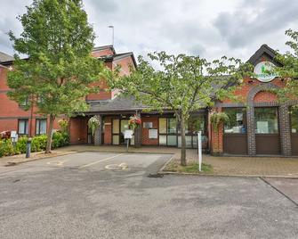 Campanile Milton Keynes - Fenny Stratford - Milton Keynes - Building