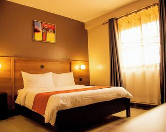 Blue Berries Hotel - Entebbe