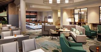 DoubleTree by Hilton Manchester Downtown - Manchester - Area lounge