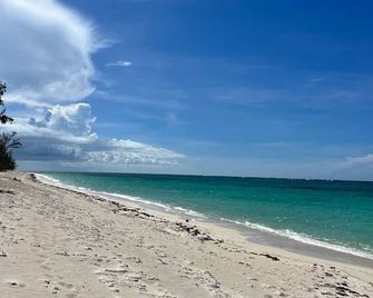 Sagusta Gardens Cosy Apartment 2 - Whitby - Playa