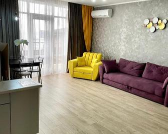 Crystal Park Hotel & Spa - Taganrog - Wohnzimmer