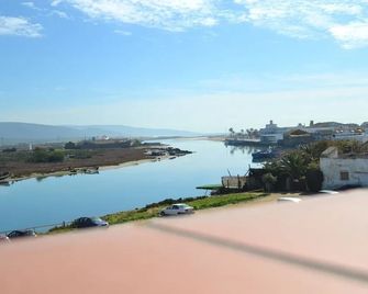 Habitaciones Turísticas Seis Grifos - Barbate