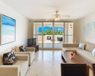 New Listing La Vista Azul Spacious 1 Bedroom Condo - The Bight Settlements - Sala de estar