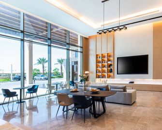 Crowne Plaza Al Jubail by IHG - Al Jubail - Salónek