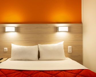 Première Classe Nantes Ouest St Herblain - Saint-Herblain - Slaapkamer