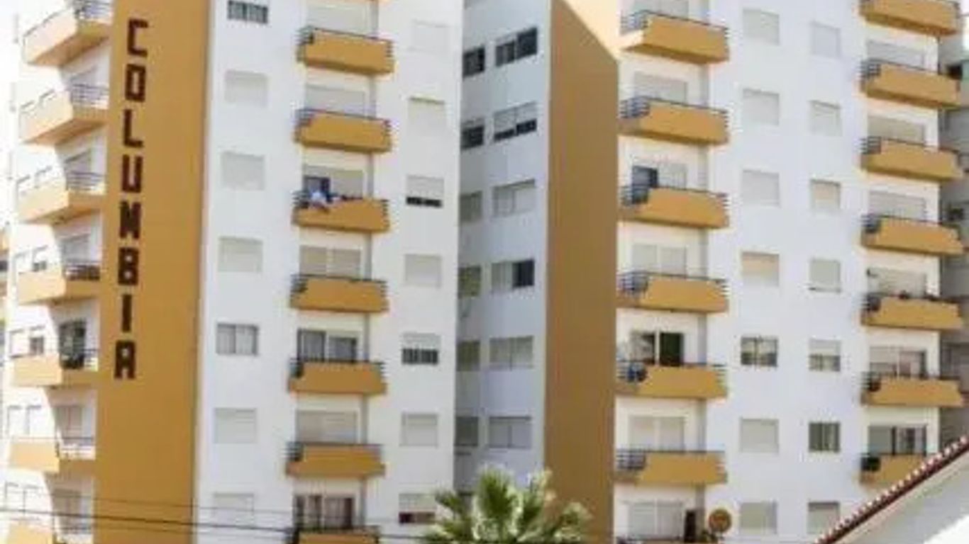 Apartamentos Turisticos Perola Da Rocha