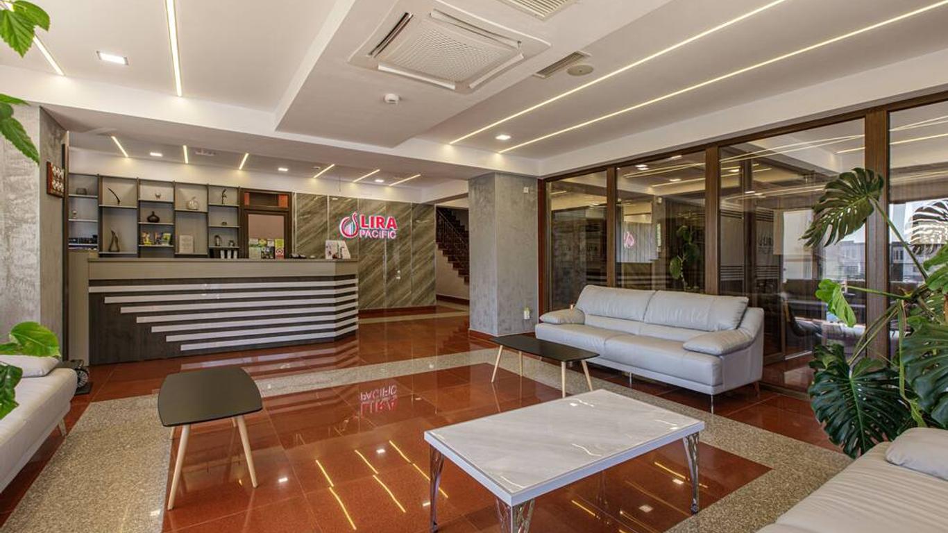 Lira Pacific Aparthotel