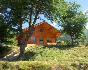 Superb solid wood chalet near the slopes and the park - Saint-Michel-de-Chaillol - Bâtiment